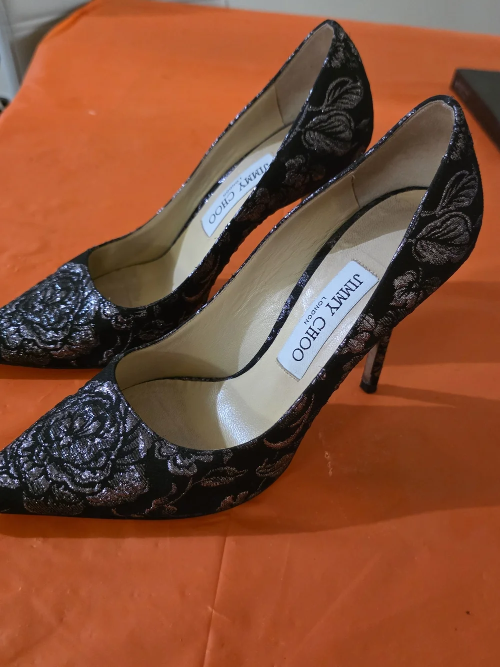 Jimmy Choo London Black Metallic Floral Pointed Toe Stiletto Pumps Heels
